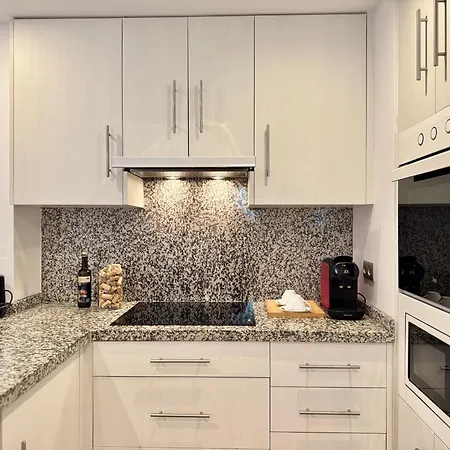 Boho Riviera, Near Nikki